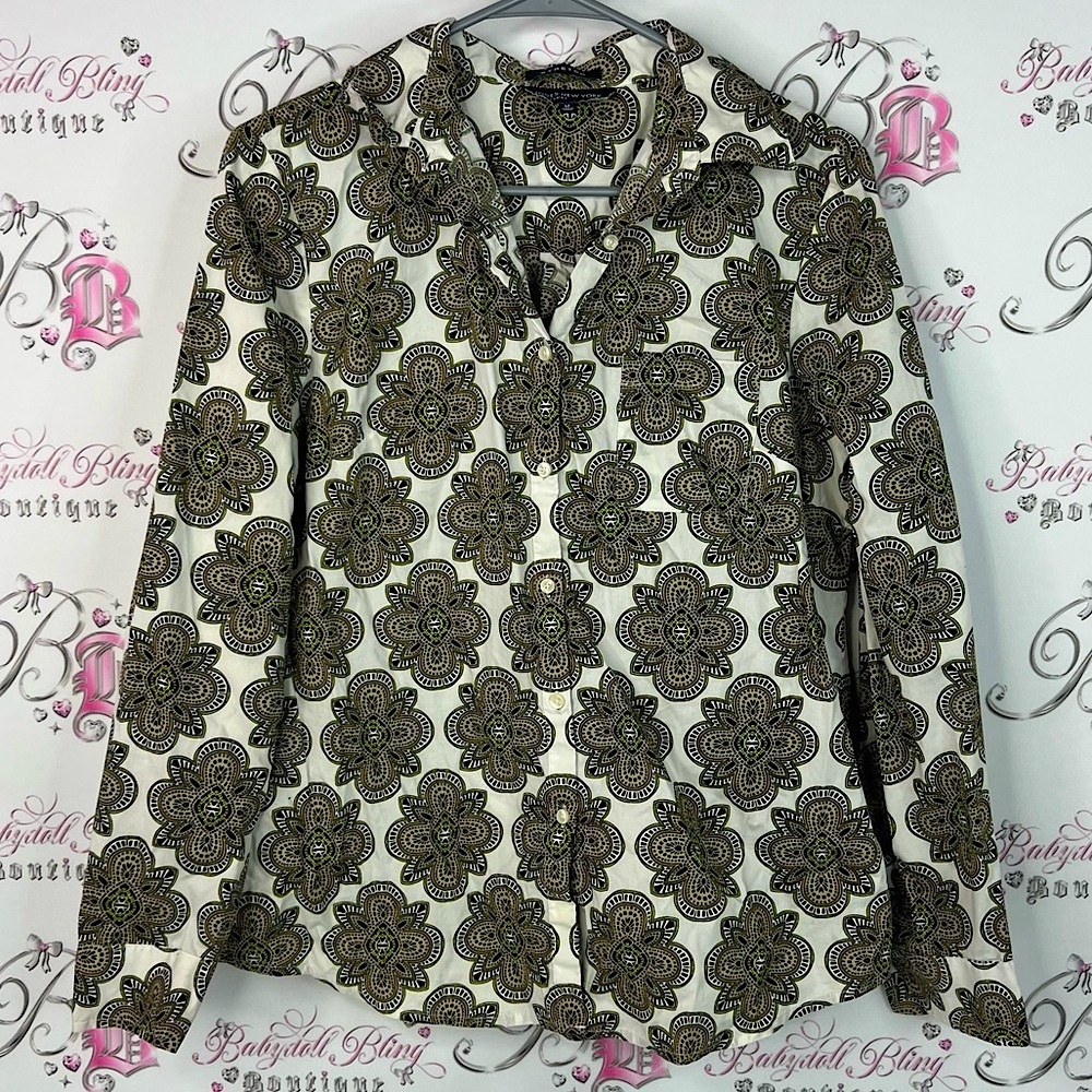 Jones New York floral button up Green and Black Patterned Button-Down Shirt